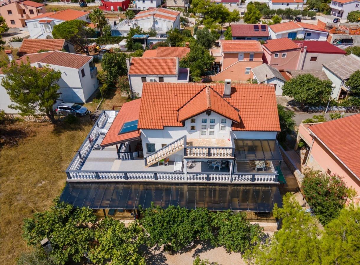 Apartments Villa Agape Vir Εξωτερικό φωτογραφία